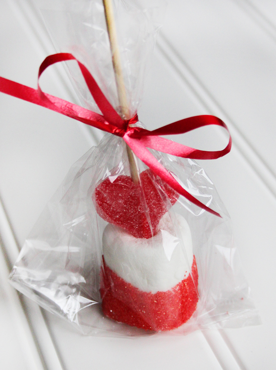 marshmallow-valentine-stick