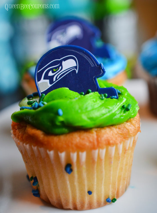 Seahawks-Cupcakes-Helmet-Ideas