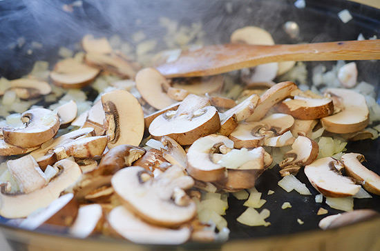 Mushrooms-Onion-Garlic-Stir-fry-recipe