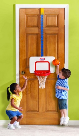 Little-Tikes-Play-Basketball