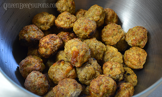 Mozzarella-Stuffed-Turkey-Meatballs-recipe