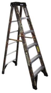 Werner 6 ft. Camo Fiberglass Step Ladder with 300 lb. Load Capacity Type IA Duty Rating