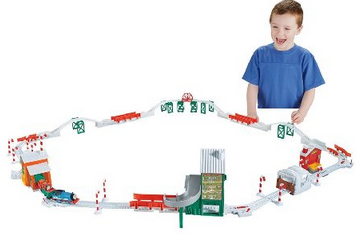 Fisher-Price Thomas the Train TrackMaster Holiday Cargo Delivery Set